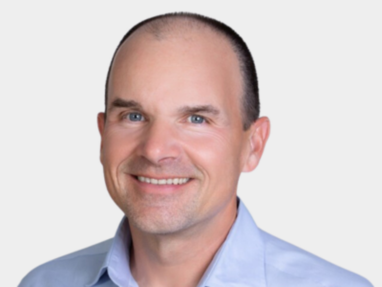 Bobby Hollis Headshot