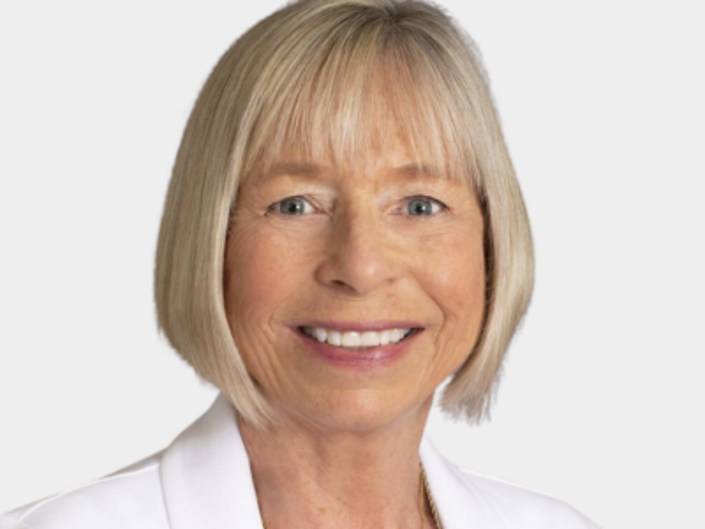 Nancy Floyd Headshot
