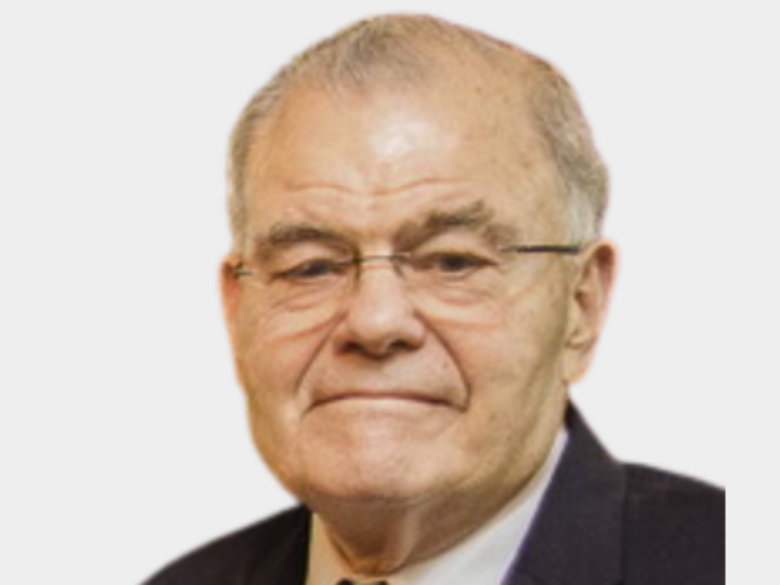 Headshot of Thomas R. Casten