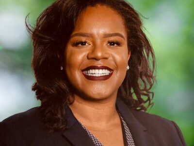 Headshot of Yejide Olutosi